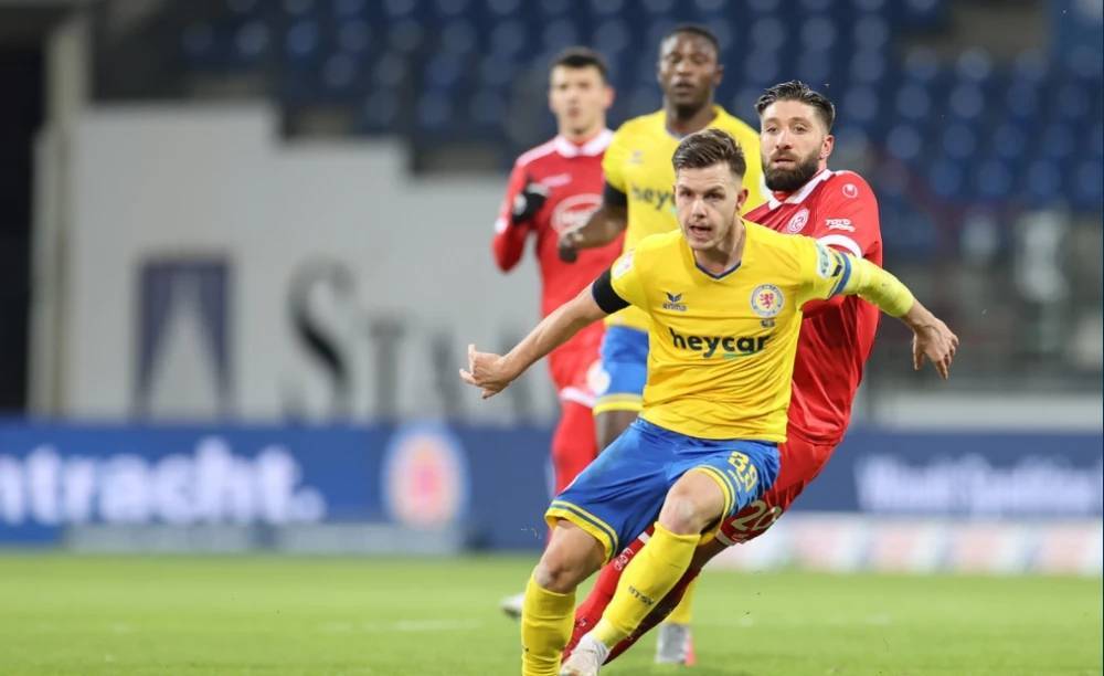 他的勇敢和 他的勇敢和