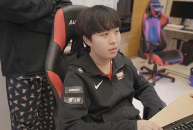 球队必须面 球队必须面