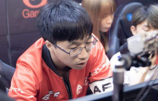 一件球衣的